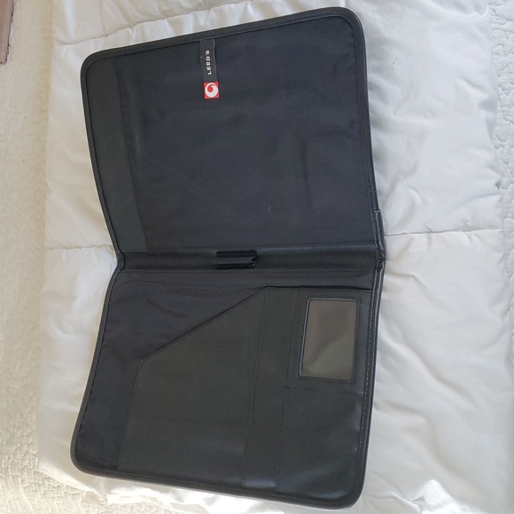 University Of Rochester Portfolio Folder - Picture 4 of 4